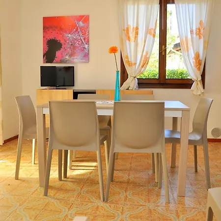 Vila Near The For 7 Guests - Beahost Bibione